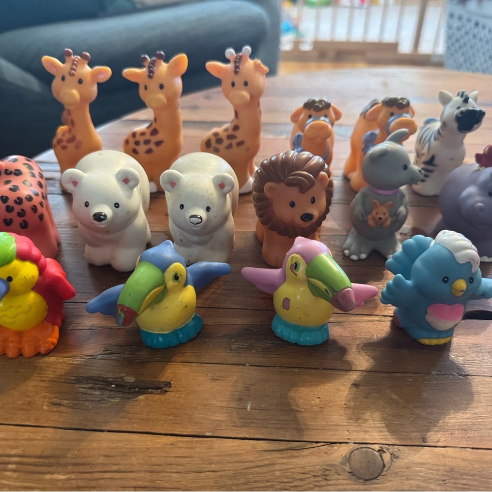 Little People Animals - 16 Figures